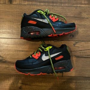 Boys nike air mac 90 GS size 11 (toddler)
